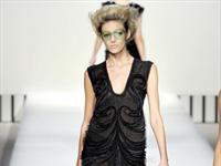 Fendi, fashion look a righe