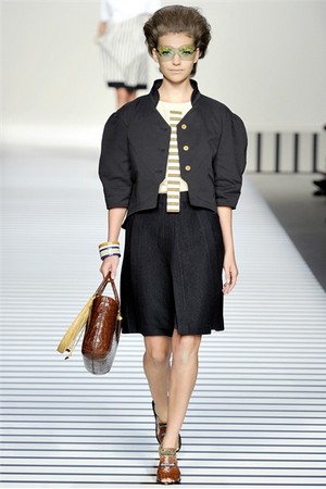 fendi donna collezione primavera estate 2012 01