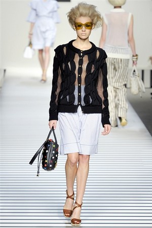 fendi donna collezione primavera estate 2012 05