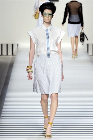 fendi donna collezione primavera estate 2012 06