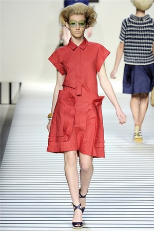 fendi donna collezione primavera estate 2012 11