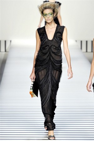 fendi donna collezione primavera estate 2012 20