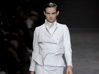 Ann Demeulemeester, audace femminilità