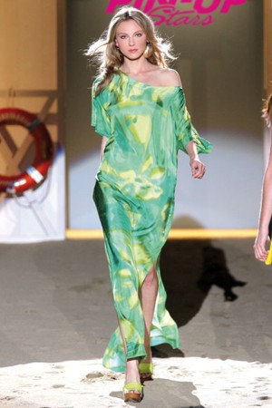 pin up stars abito 2011