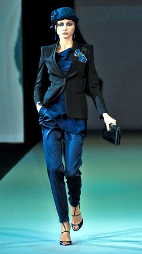 giorgio armani pantalone primavera estate 2011
