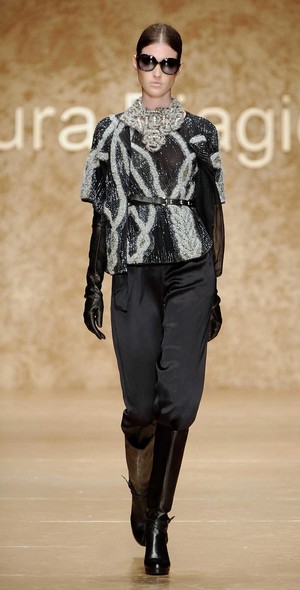 laura biagiotti autunno inverno 2011 2012 16