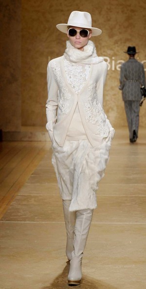 laura biagiotti autunno inverno 2011 2012 19