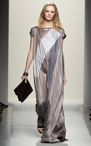 bottega veneta abito lungo primavera estate 2011