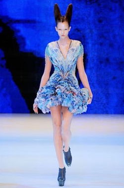 Scopri le Collezioni di Alexander McQueen
