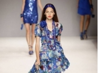 Mood fondali: blu couture. Tendenza Primavera Estate 2010