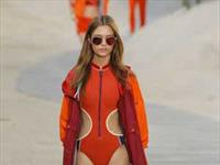 Tommy Hilfiger, colorblocking e fantasia