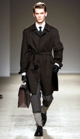 dunhill cappotto con cintura autunno inverno 2010 2011
