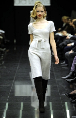 lorenzo riva collezione autunno inverno 2010 2011 abito lana