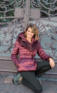 Cannella femminilita in primo piano Collezioni Magazine Donna Abbigliamento