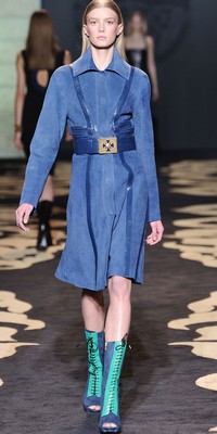 versace donna autunno inverno 2011 16