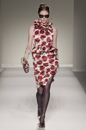 moschino collezione donna inverno 2011 2012 16