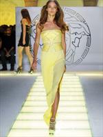 Versace, mood marino per eleganti sirene