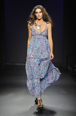 Phard-Collezione-P-E-2010-Abito-Lungo-Blu