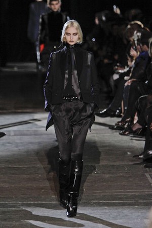 givenchy forme e tessuti per un mix unico donna collezione autunno inverno 2012 2013 08
