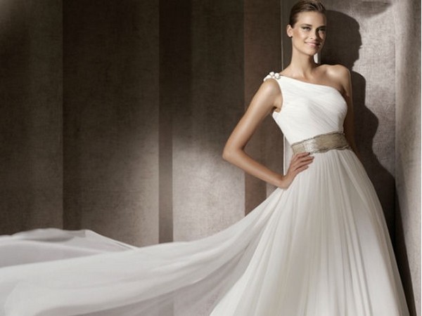 pronovias donna collezione primavera estate 2012 03