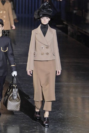 morbida eccentricita louis vuitton donna autunno inverno 2012 2013 02