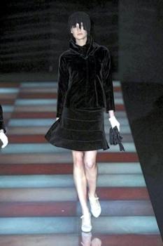 armani collezione autunno inverno 2010 2011 (005)