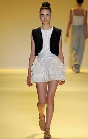 adam minigonna primavera estate 2011