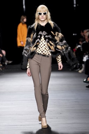 la donna che veste iceberg e perfetta e sofisticata donna autunno inverno 2012 2013 07