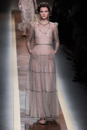 valentino donna collezione primavera estate 2012 69