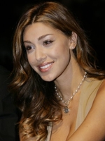 Festival di Sanremo 2011, il look di Belen Rodriguez