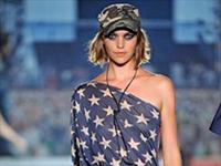 Dsquared2, impetuosa femminiltà