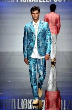 Guarda le Collezioni Pignatelli