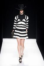 Moschino, fantasia in passerella