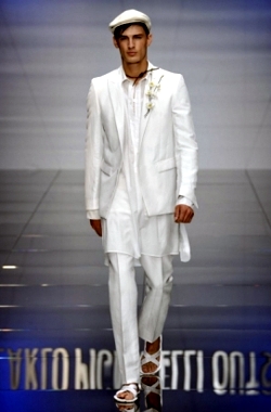 Carlo-Pignatelli-Collezione-Primavera-Estate-2010-Abito-Bianco