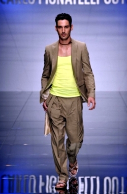 Carlo-Pignatelli-Collezione-Primavera-Estate-2010-Giacca-Pantalone