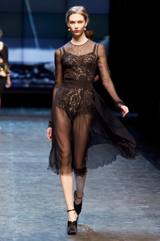 dolce e gabbana collezione autunno inverno 2010 2011 trasparenze