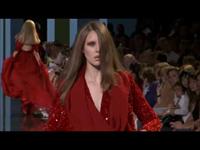 Elie Saab porta in passerella la donna diva