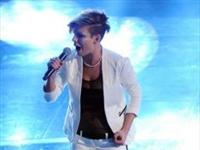 Sanremo 2012 – il look delle cantanti: Emma e Arisa
