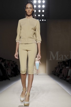 max mara donna collezione primavera estate 2012 03
