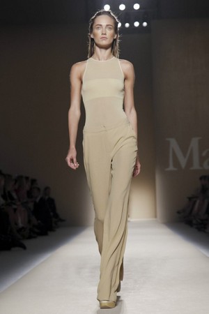 max mara donna collezione primavera estate 2012 05
