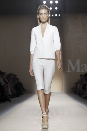 max mara donna collezione primavera estate 2012 20