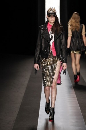 look sporty chic e sferzate di colore con frankie morello donna autunno inverno 2012 2013 01