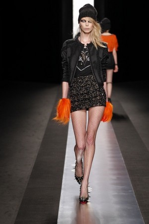 look sporty chic e sferzate di colore con frankie morello donna autunno inverno 2012 2013 02