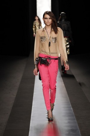 look sporty chic e sferzate di colore con frankie morello donna autunno inverno 2012 2013 03