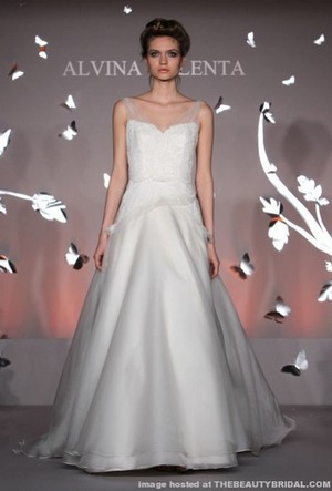 alvina valenta donna sposa collezione primavera estate 2012 03