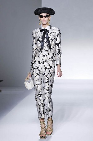 moschino donna collezione primavera estate 2012 13