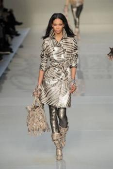 blumarine collezione autunno inverno 2010 2011 (009)