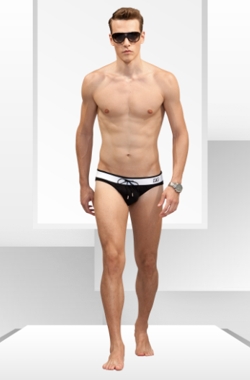 DolceGabbana-Collezione-Primavera-Estate-2010-Costume